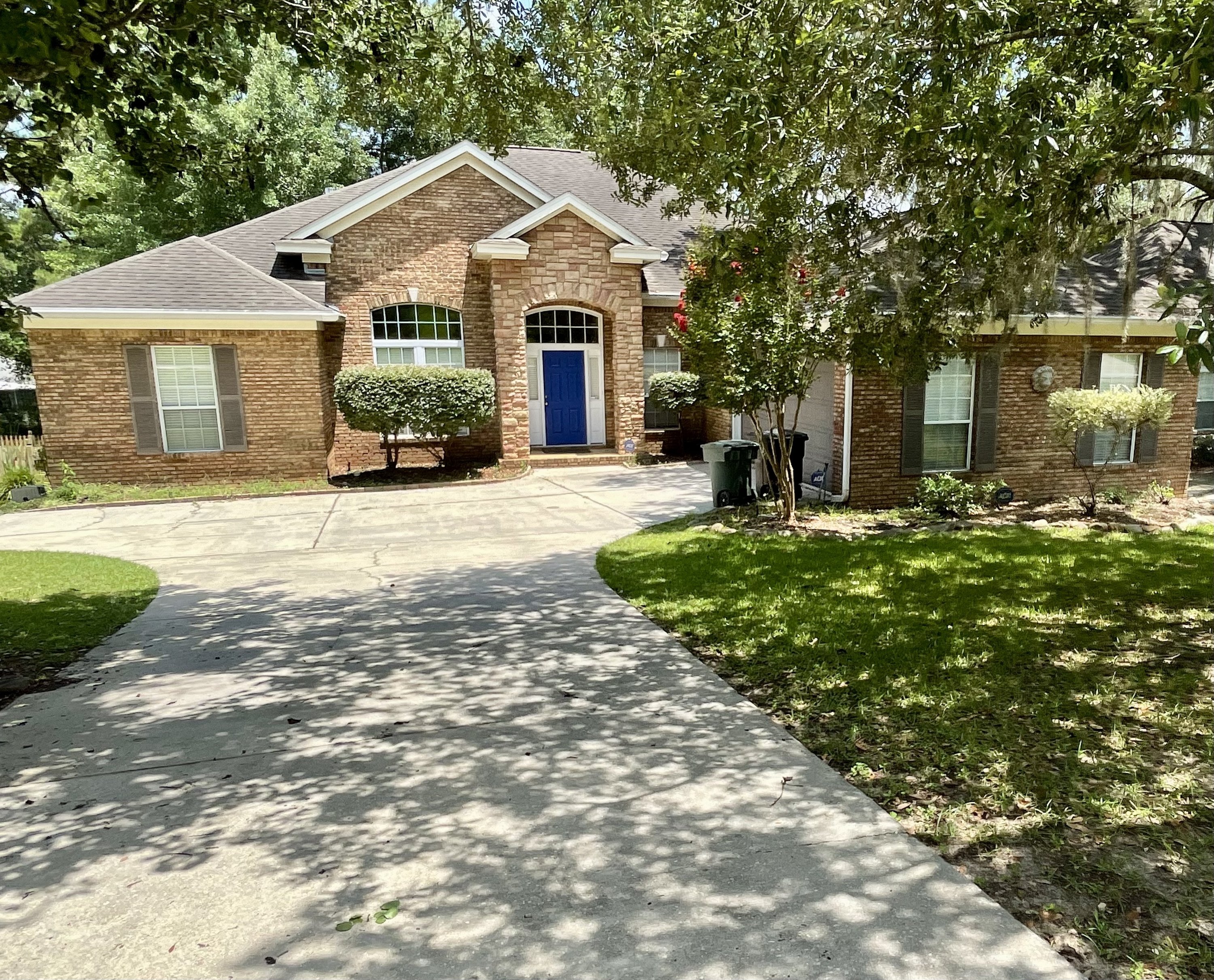 979 Watersview Drive