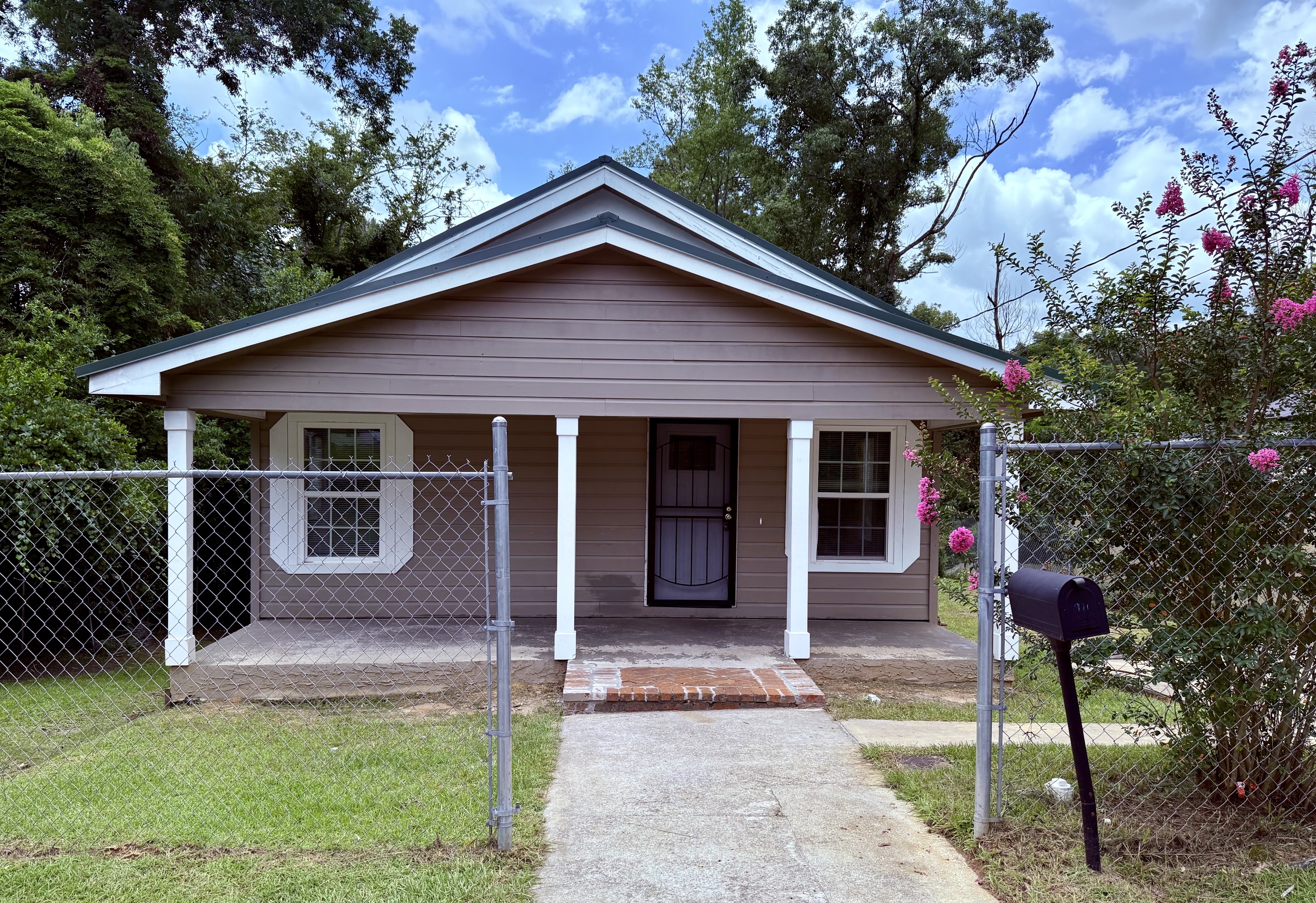 911 7Th Street